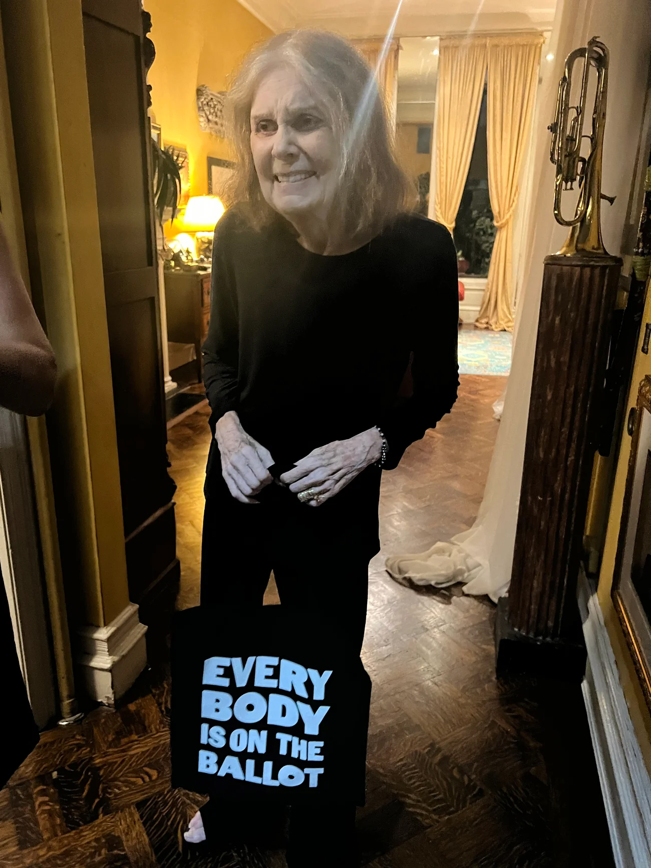 Gloria Steinem with my tote!